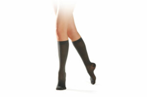 Sigvaris Dynaven Semi-opaque Chaussettes de contention femme classe 2 Morpho Moins