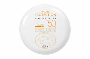 AVENE Compact teinté SPF 50 + sable 10 g
