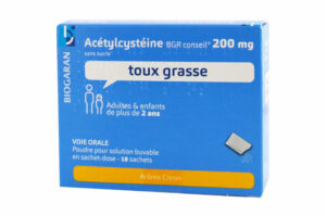 BIOGARAN Acétylcystéine 200 mg – 18 sachets-dose de poudre pour solution buvable arôme citron