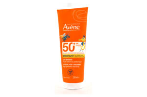 AVENE Lait enfant SPF 50+ RESISTANT Eau Sable Sueur 250 ml